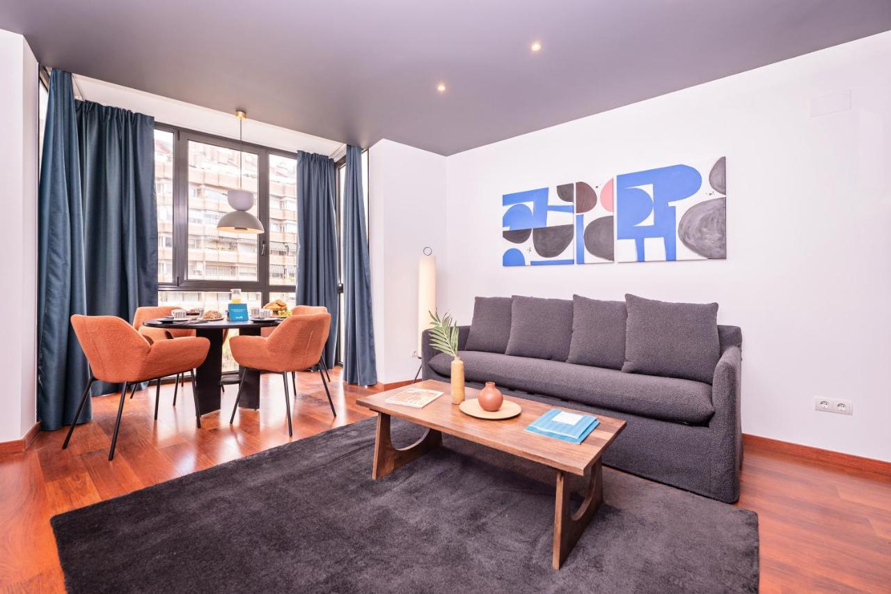 Sweett - Avenida Roma Apartment Barcelona Exterior photo